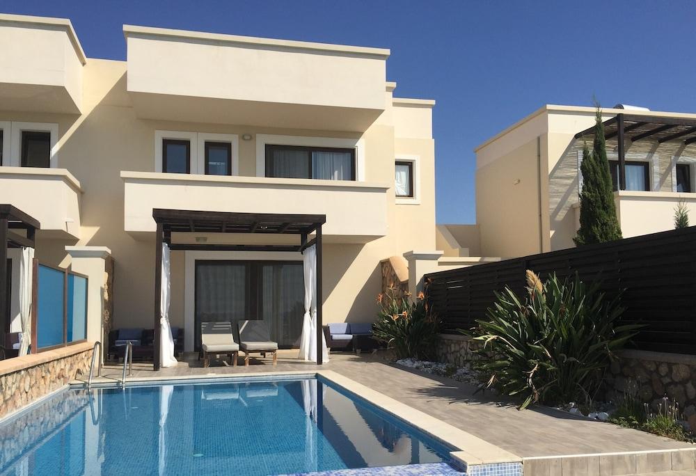 Al Mare Villas Киотари Екстериор снимка