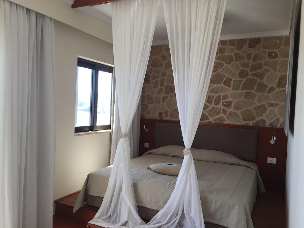 Al Mare Villas Киотари Екстериор снимка