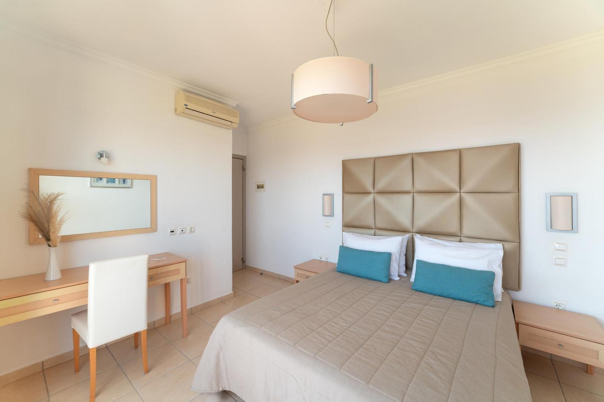 Al Mare Villas Киотари Екстериор снимка