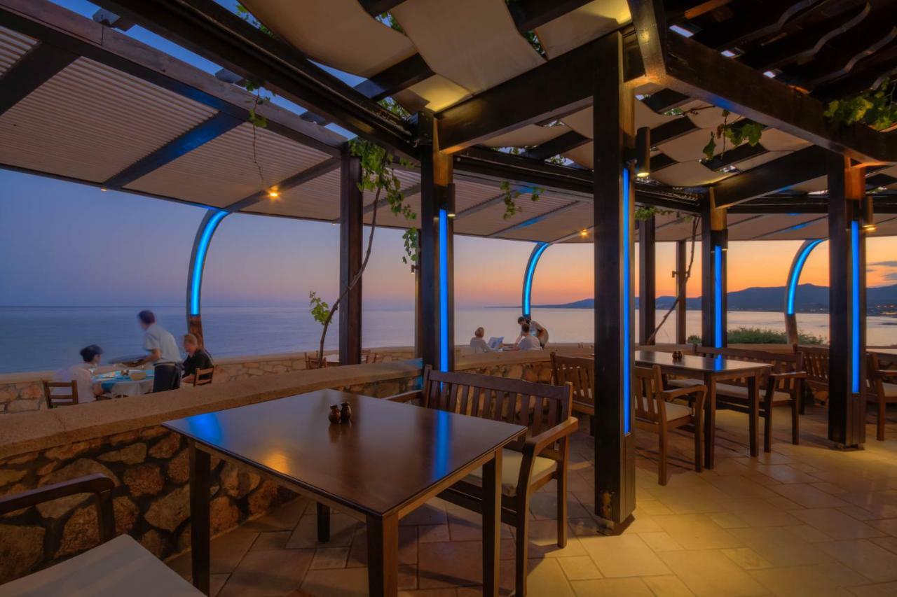 Al Mare Villas Киотари Екстериор снимка
